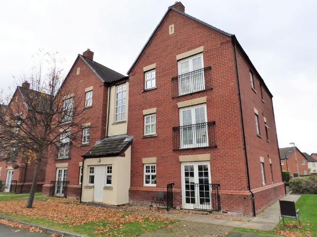 Flat for rent in Gorse Hill, Trafford Park
