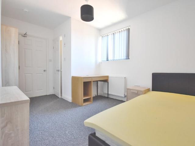 Flat for rent in Coventry, Ball Hill