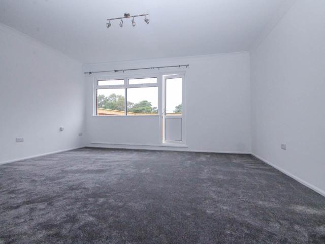 Flat for rent in Fairmile, Christchurch