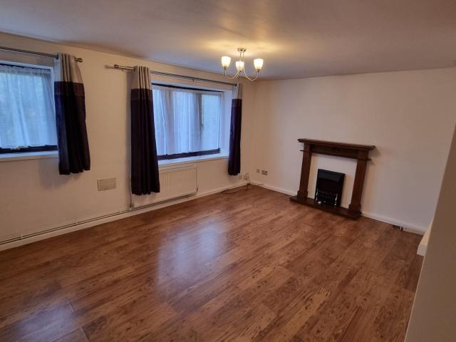 Flat for rent in Biscot, Luton
