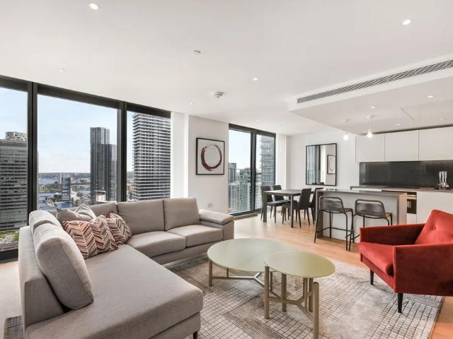 Flat for rent in Canary Wharf, Greater London