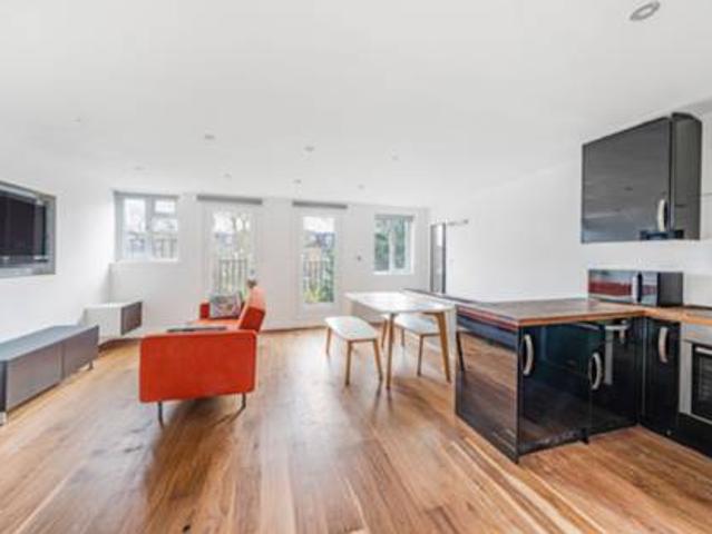 Flat for rent in Maida Vale, Westbourne Green
