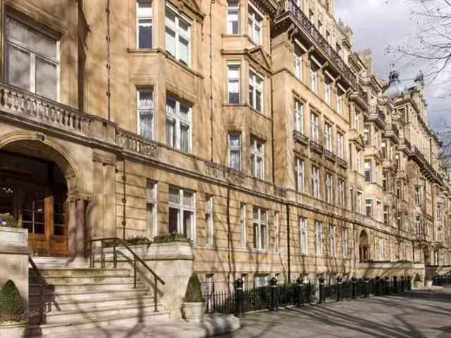 Flat for rent in City of Westminster, Greater London