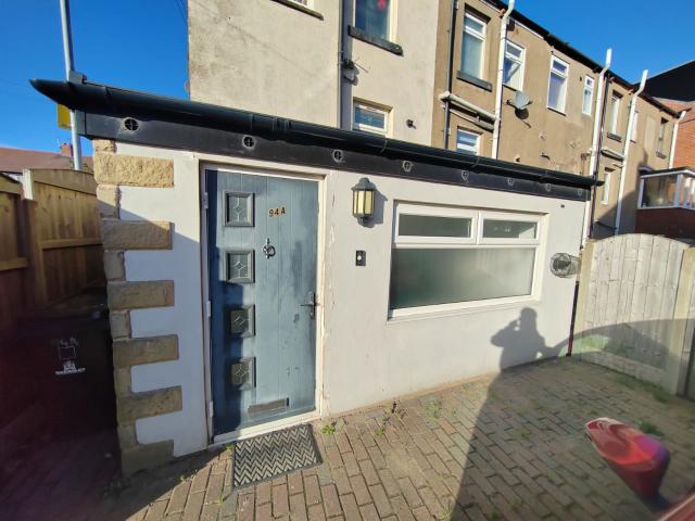 Flat for rent in Pogmoor, South Yorkshire