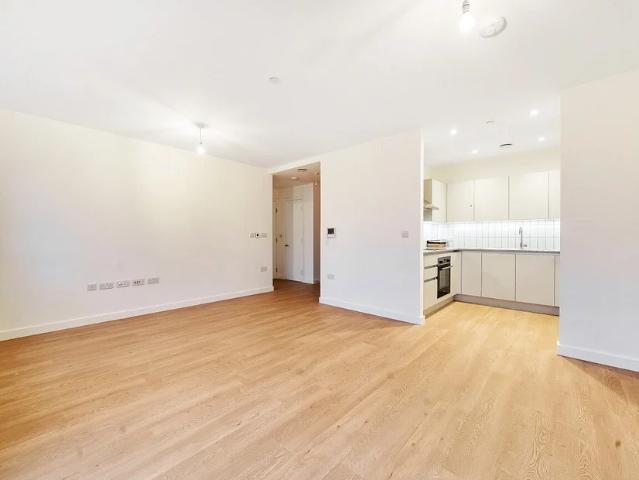 Flat for rent in Gascoigne Estate, Greater London