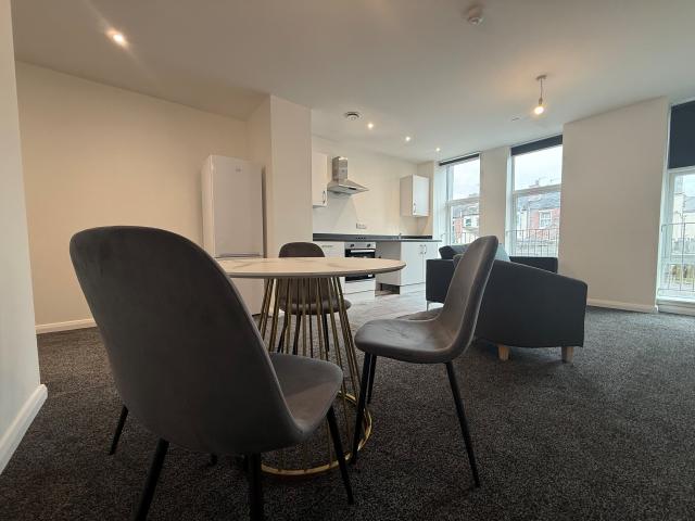 Flat for rent in Hillfields, West Midlands