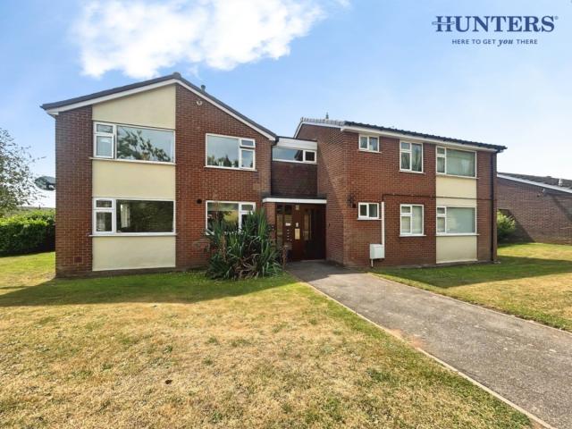 Flat for rent in Lichfield, Boley Park