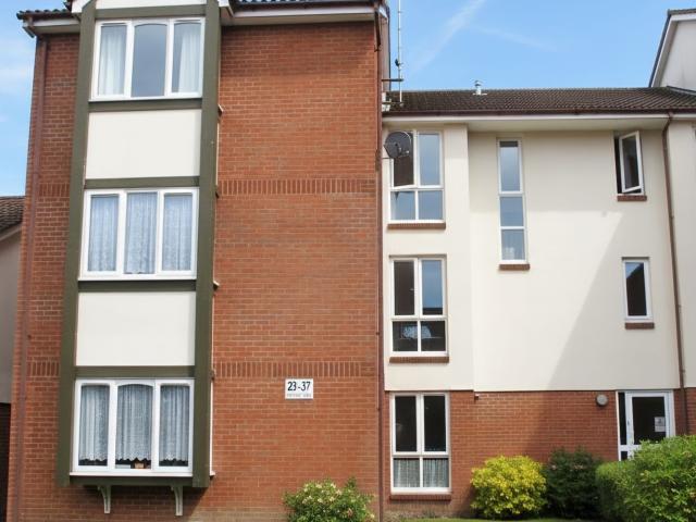 Flat for rent in Three Bridges, Crawley