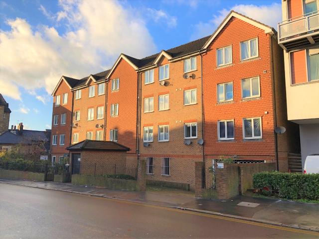 Flat for rent in London Borough of Croydon, Thornton Heath