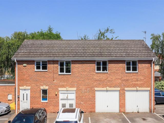 Flat for rent in West Yorkshire