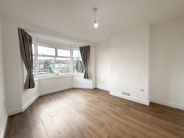 Flat for rent in London Borough of Haringey, Greater London