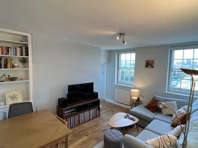 Flat for rent in Barnsbury, Greater London