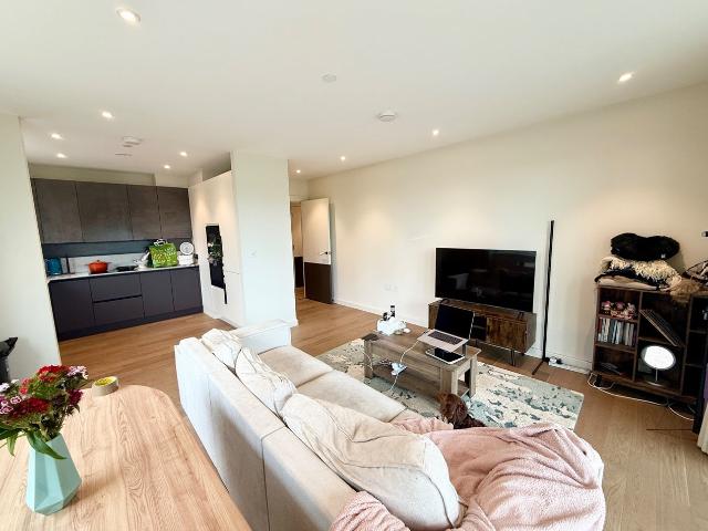 Flat for rent in West Hampstead, West Hampstead