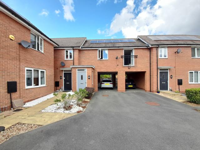 Flat for rent in Wolverton and Greenleys, Old Wolverton