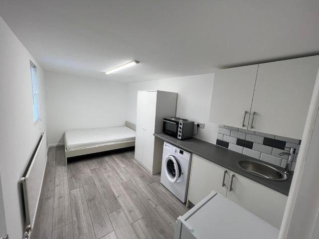 Flat for rent in Totteridge, Greater London