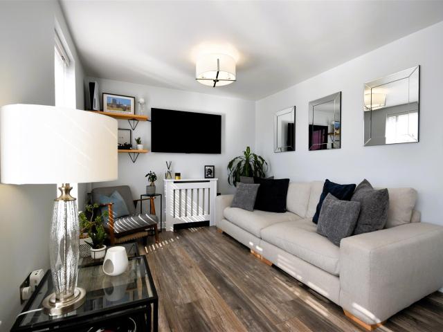 Flat for rent in Littler, Winsford