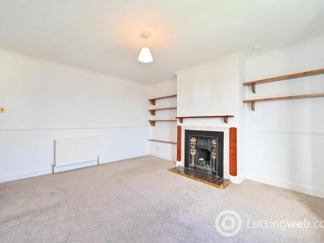 Flat for rent in Inverbervie, Aberdeenshire