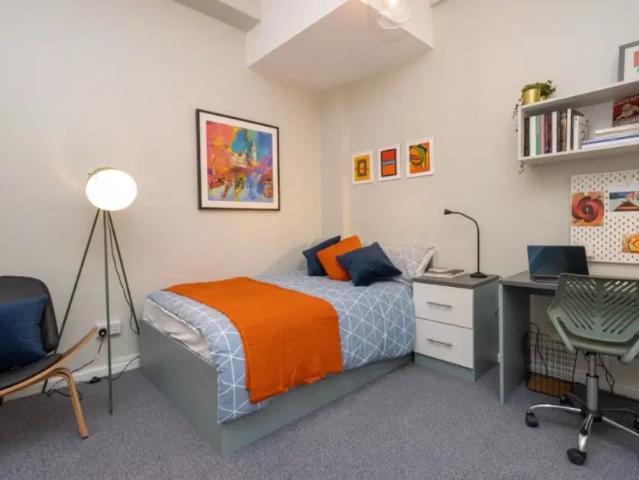 Room for rent in Westminster, Greater London