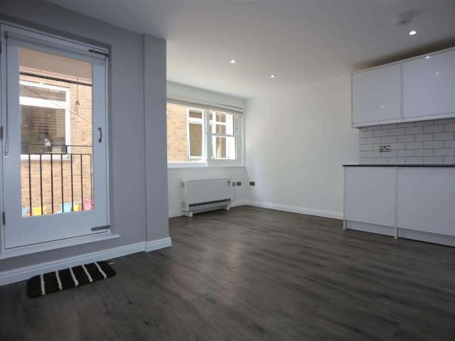 Flat for rent in Round Hill, Brighton & Hove
