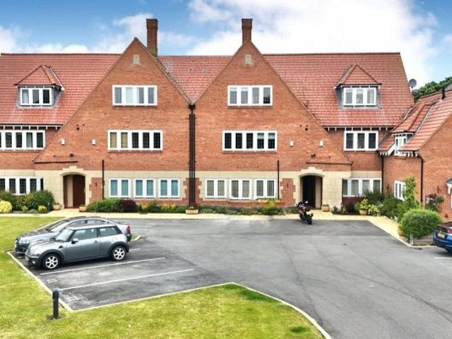 Flat for rent in Grange, West Kirby