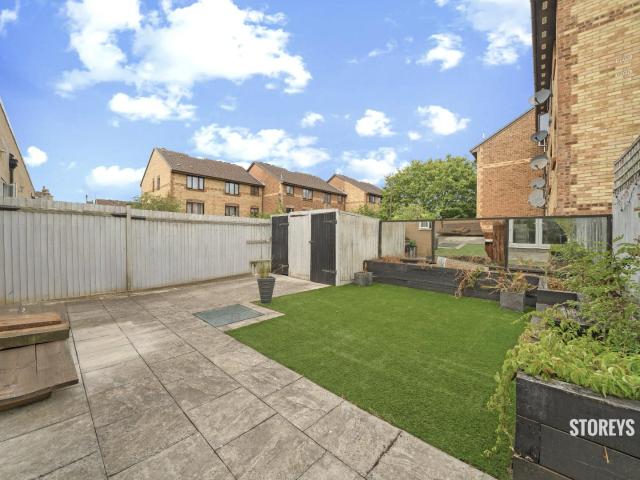 Flat for rent in London Borough of Merton, Greater London