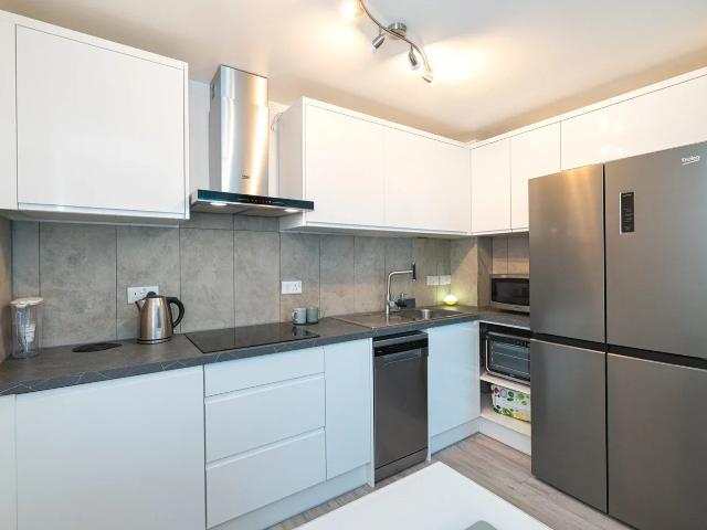 Flat for rent in London Borough of Havering, Greater London