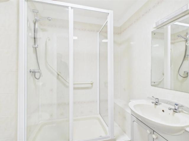 Flat for rent in Broxbourne, Hertfordshire
