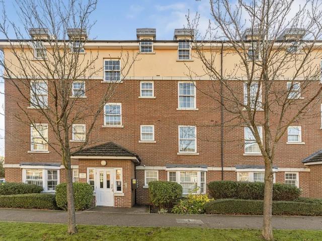 Flat for rent in Fretherne, Hertfordshire