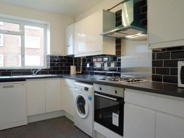 Flat for rent in Cockfosters, Greater London