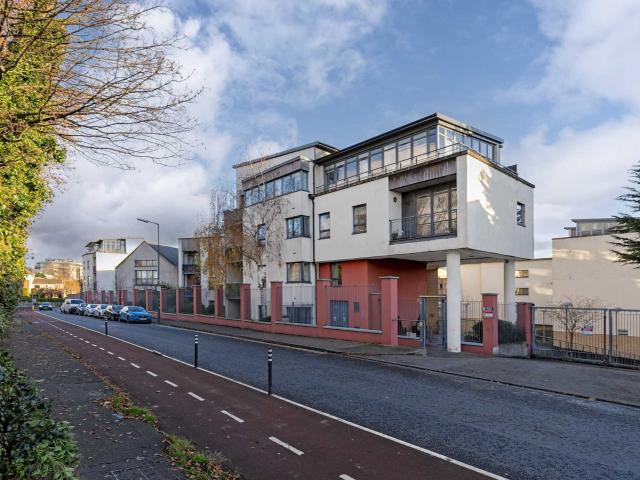 Apartment to rent in Bluebell, North Tipperary