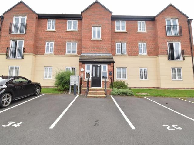 Flat for rent in Crigglestone, West Yorkshire