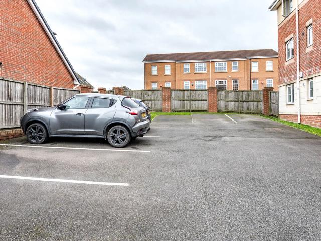 Flat for rent in Waverley Cottages, South Yorkshire
