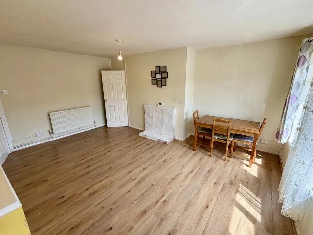 Flat for rent in Russell's Hall, Brierley Hill