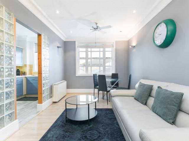 Flat for rent in De Beauvoir Town, Greater London