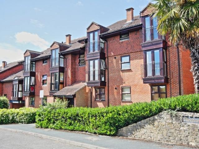 Flat for rent in Westfield, Woking