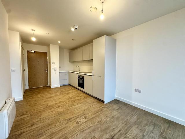 Flat for rent in Sutton Coldfield, West Midlands