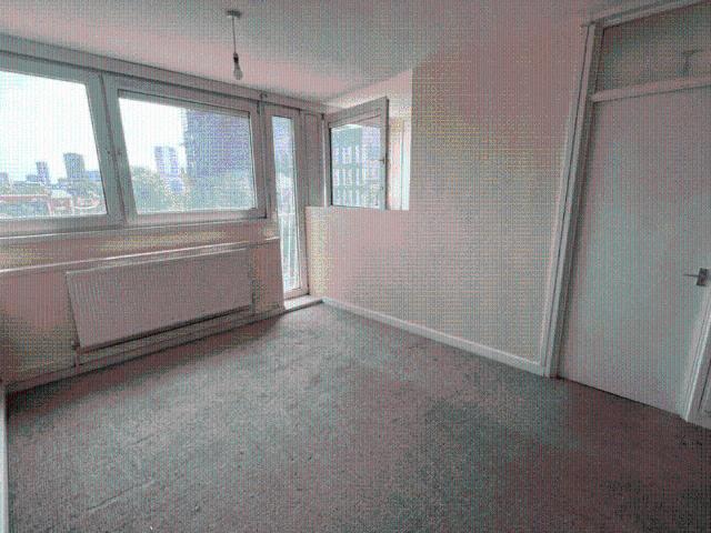 Flat for rent in Lulworth Gardens, Greater London