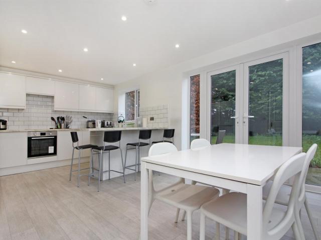 House for rent in St. Dunstan's, The Bridge