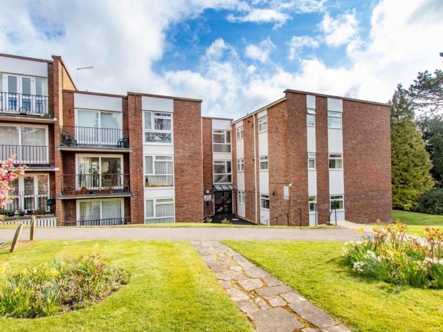Flat for rent in Cross In Hand, East Sussex