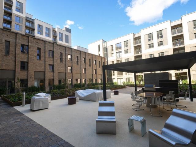 Flat for rent in Birch Green, Spelthorne