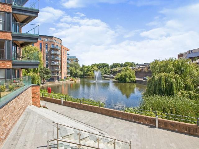 Flat for rent in Monks Orchard, Kent