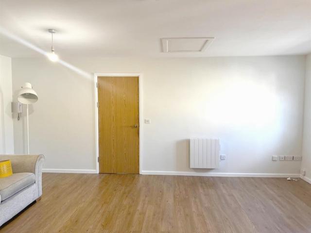 Flat for rent in West Midlands