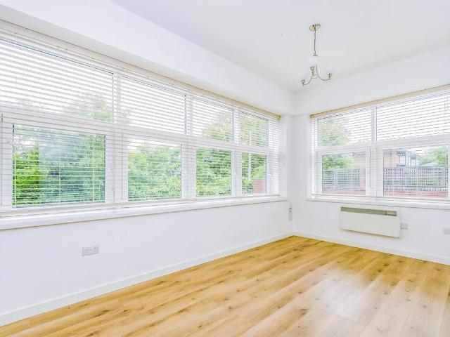 Flat for rent in Hill, City Of Southampton