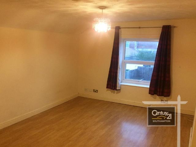 Flat for rent in City Of Southampton