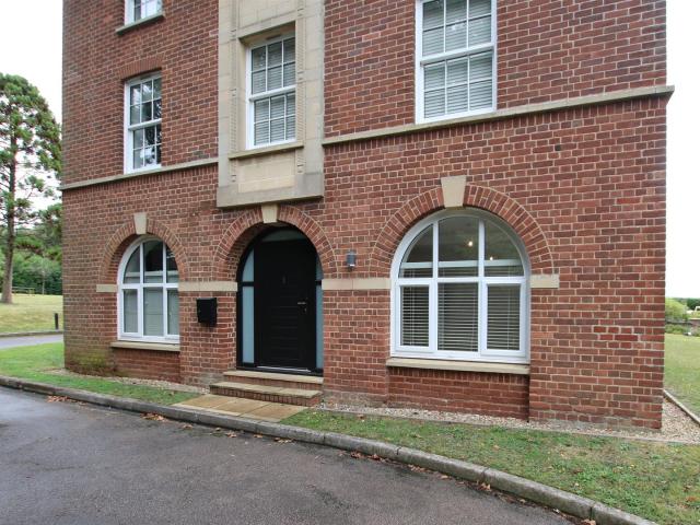 Flat for rent in Exminster, Teignbridge