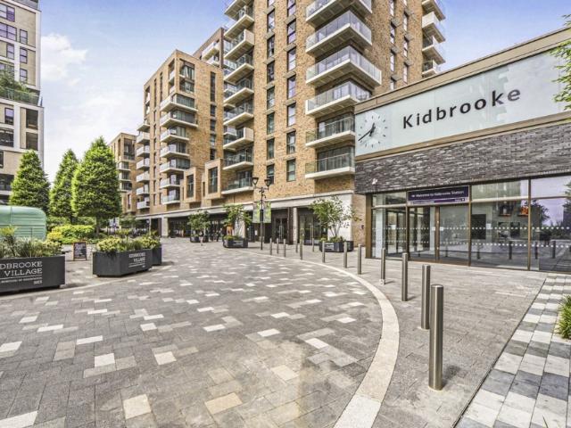 Flat for rent in Horn Park, Cat Hill