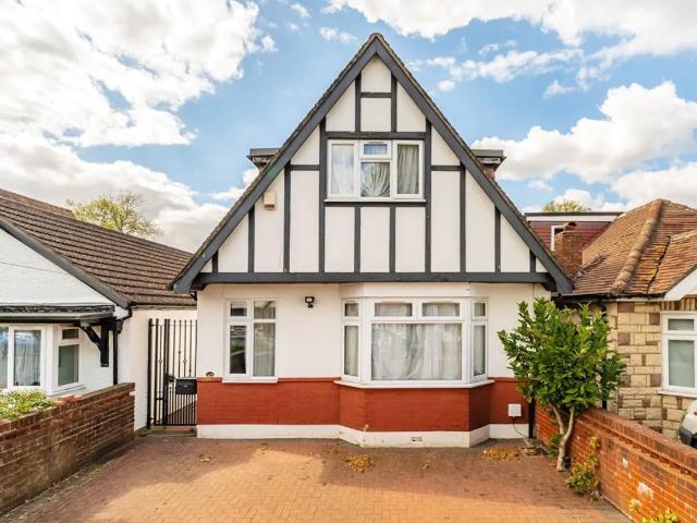 Apartment for rent in London Borough of Ealing, Greater London