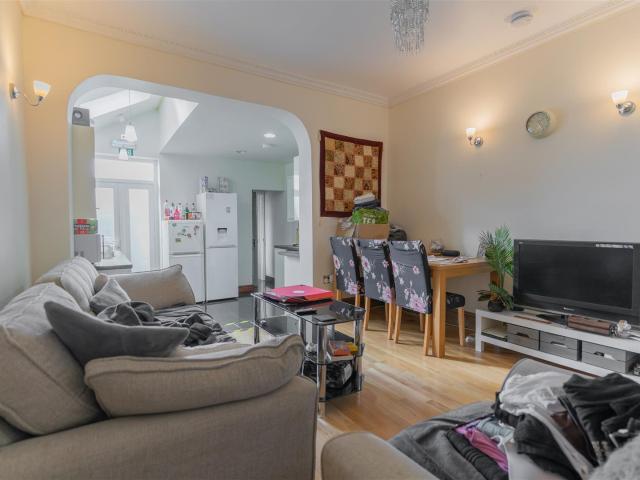 Flat for rent in Stirchley, West Midlands