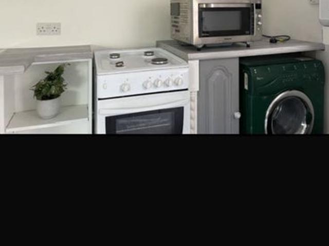 Flat for rent in Eastfield, Portobello