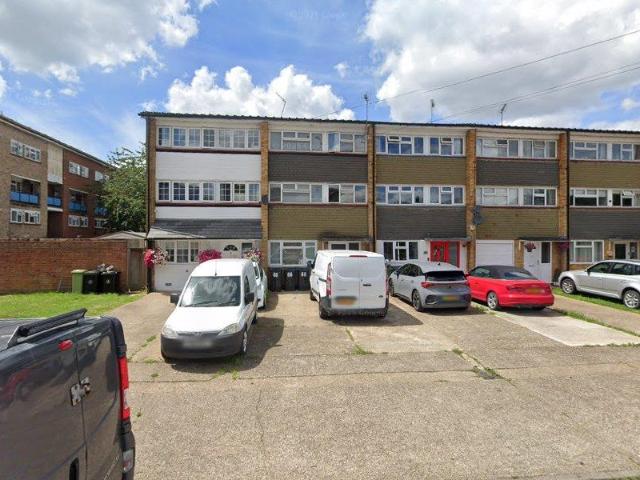 Flat for rent in West Drayton, Greater London